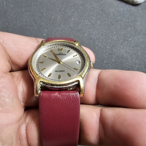 Vintage Time America Ladies Quartz Watch Silver/gold Tone Date Just Working show - Picture 3 of 9